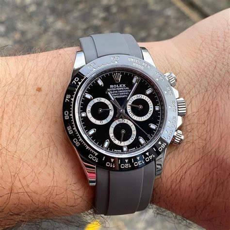 rubber band rolex daytona|Rolex daytona with rubber strap.